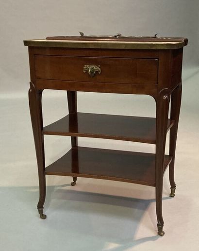 Table rafraichissoir in solid mahogany, the...