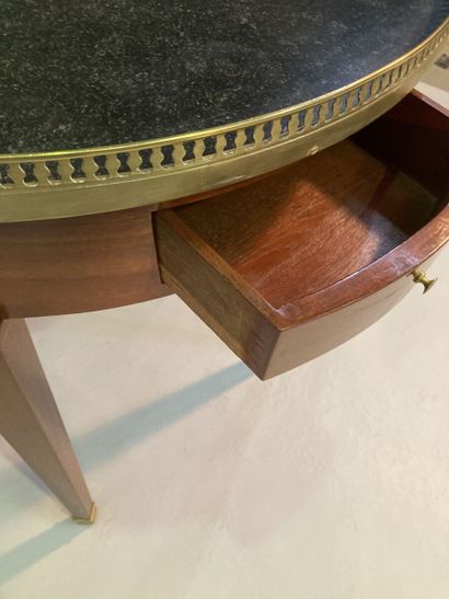 Mahogany bouillotte table of circular form,...