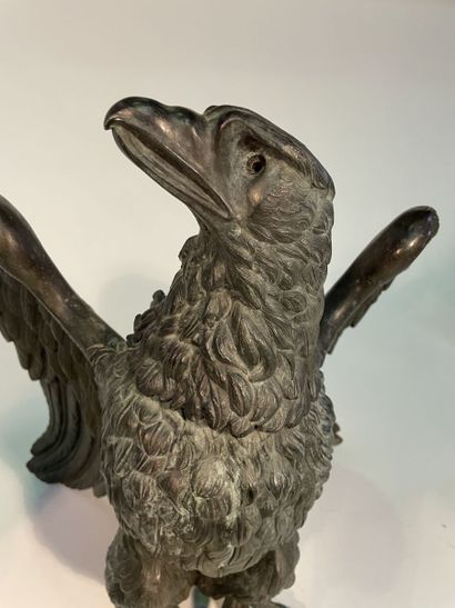Important pair of eagles of facings
In patinated...