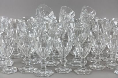 BACCARAT, Harcourt model
Part of service...