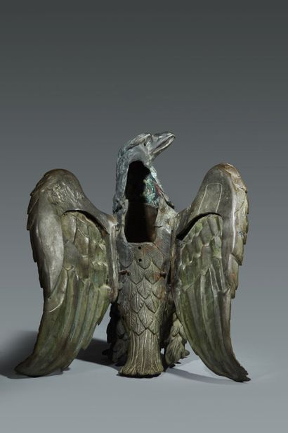 Important pair of eagles of facings
In patinated...