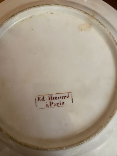 Manufacture Édouard HONORÉ in Paris
Service...