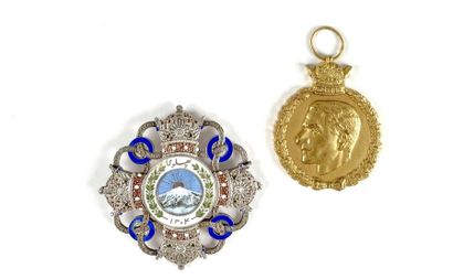 IRAN 
ORDER OF PAHLAVI 
Jewel of scarf of...