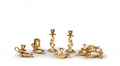 Porcelain desk set with gilt bronze mounting...