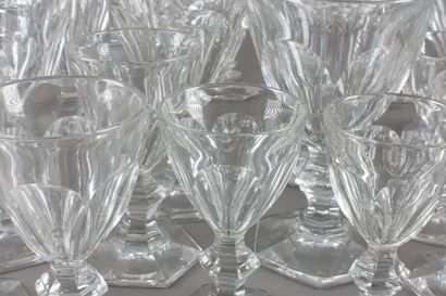 BACCARAT, Harcourt model
Part of service...