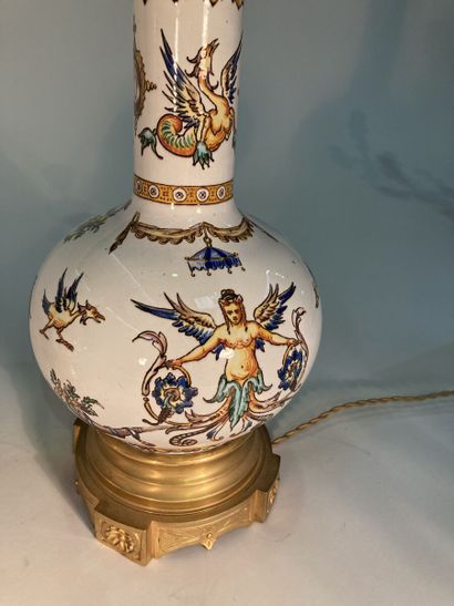 In the taste of Gien
Pair of earthenware...