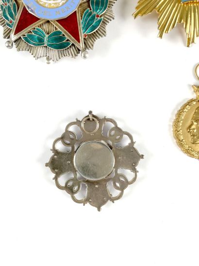 IRAN 
ORDER OF PAHLAVI 
Jewel of scarf of...
