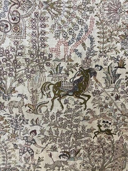 Silk Hereké carpet (warp, weft and silk pile),...
