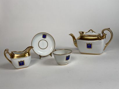 RUSSIA
Porcelain tea service of the Cottage...