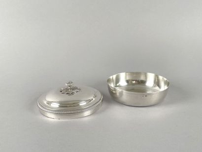 Boîte ronde couverte en argent uni 950 millièmes,...