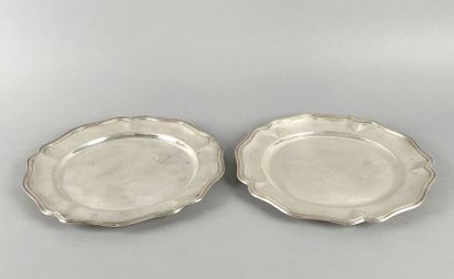 Paire de plats ronds en argent uni 925 millièmes,...