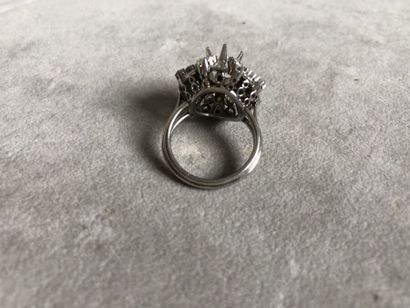 Bague en or jaune 750 millièmes et argent...