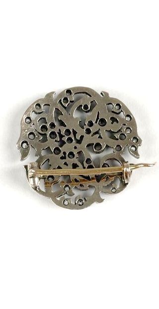 Broche de forme ronde en argent 925 millièmes...