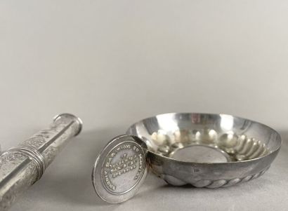 Lot en argent et vermeil 800 et 950 millièmes...