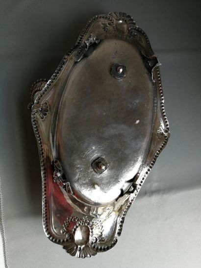 Monture d'huilier quadripode en argent, modèle...