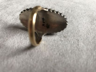 Bague en or jaune 750 millièmes et argent...