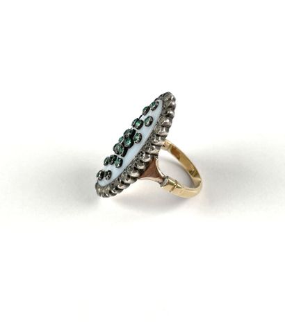 Bague en or jaune 750 millièmes et argent...