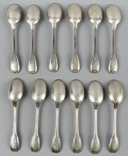 Douze cuillers à moka en argent 950 millièmes...