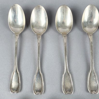Douze cuillers à moka en argent 950 millièmes...