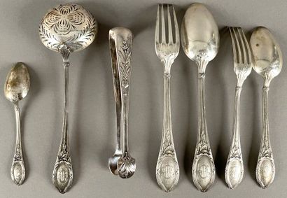 Ménagère en argent 950 millièmes à décor...