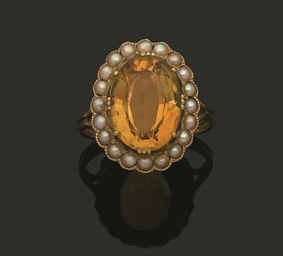 Bague en or jaune 750 millièmes ornée d'une...