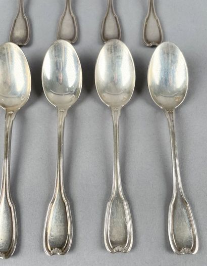 Douze cuillers à moka en argent 950 millièmes...