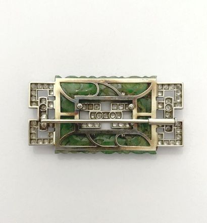 Broche en or gris 750 millièmes et platine...