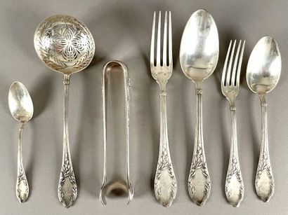 Ménagère en argent 950 millièmes à décor...