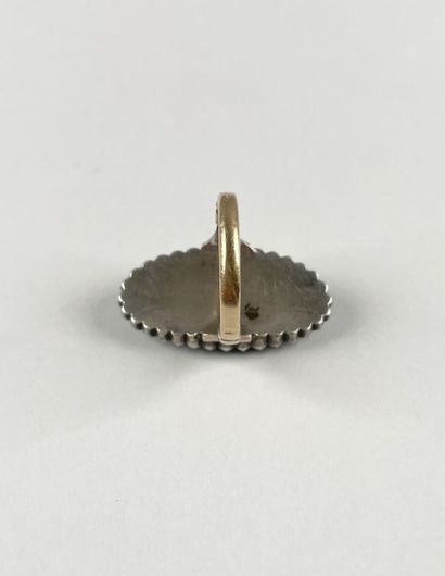 Bague en or jaune 750 millièmes et argent...