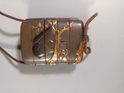 JAPON, Époque EDO (1603-1868)
Inro à quatre...