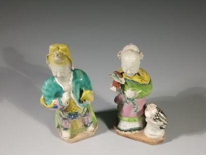 CHINE, Époque JIAQING (1796-1820)
Deux groupes...
