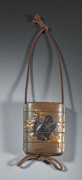 JAPON, Époque EDO (1603-1868)
Inro à quatre...