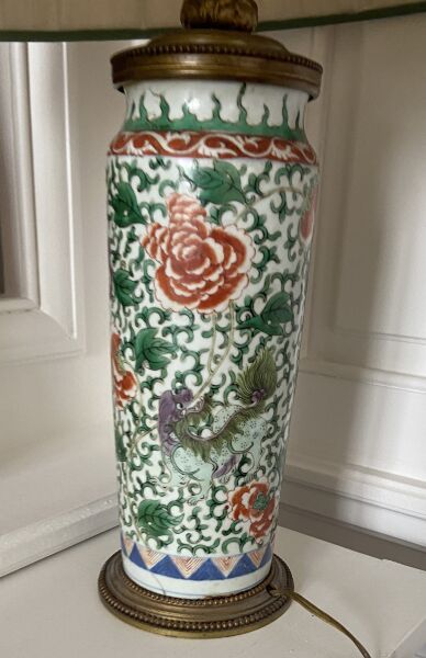 CHINE, Époque KANGXI (1662-1722)
Vase rouleau...
