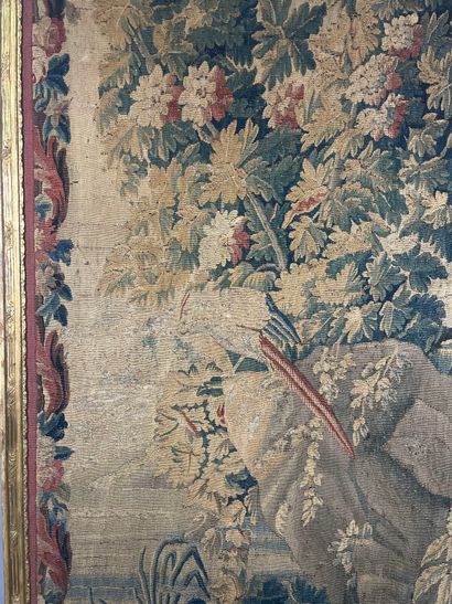 Greenery with birds and rock
Royal Aubusson...