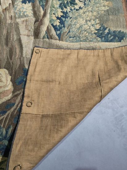 The melted horse
Tapestry from the Royal...