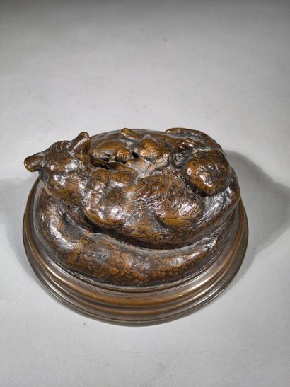 Emmanuel FREMIET (1824-1910)
Chatte et ses...