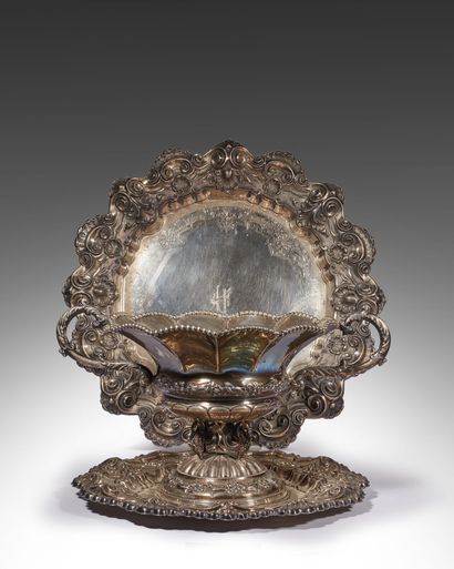 Bowl with handles in 915-thousandths silver,...