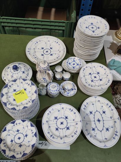 ROYAL COPENHAGEN
- Forty-eight large dinner...