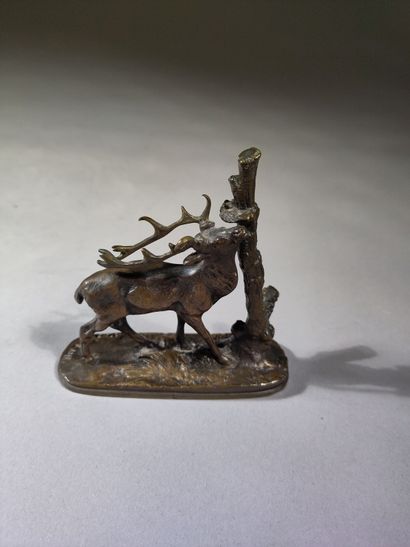 Pierre-Jules MÊNE (1810-1879)
Cerf à la branche...