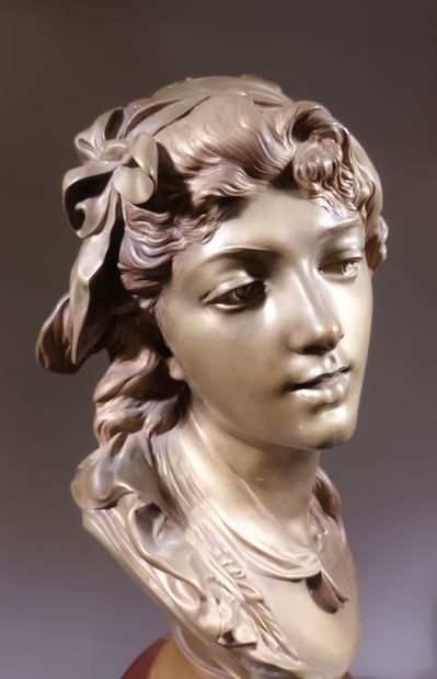 D'après Auguste RODIN (1840-1917) 
Suzon
Modèle...