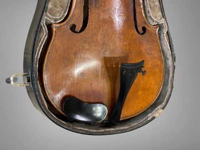 Violon français fait à la fin du XIXe siècle
Portant...