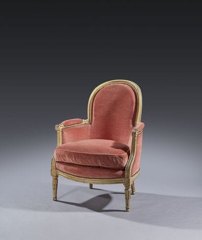 Molded and painted wood Bergère, with cabriolet...