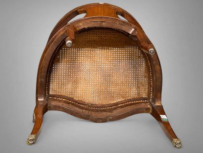 Fauteuil de bureau en placage de satiné et...
