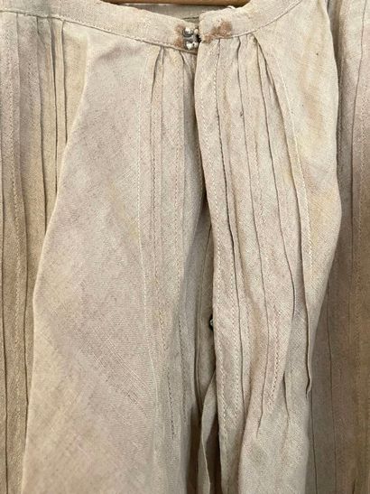 Robe d'été, circa 1905, lin gris, caraco...