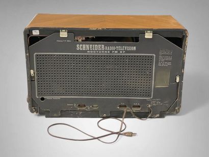 Poste radio Schneider Nocturne FM 57.
(Usures...