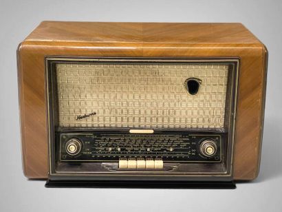 Poste radio Schneider Nocturne FM 57.
(Usures...