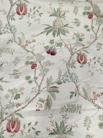 Importante pièce de tissu lampas dans le...