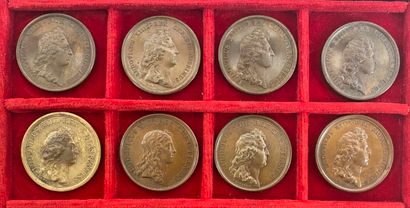 Reunion of eight medals including: 
1663...