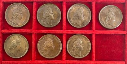 Reunion of seven medals including: 
1668...