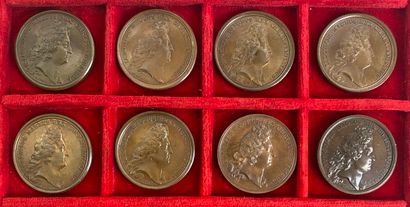 Reunion of eight medals including: 
1679...